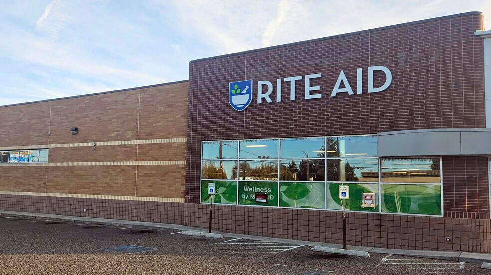 728 SW 4th Ave, Ontario, OR à vendre - Photo du bâtiment - Image 3 de 10