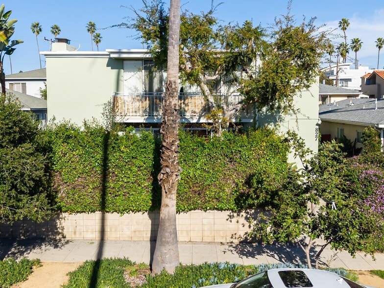 827 18th St, Santa Monica, CA for sale - Building Photo - Image 2 of 13