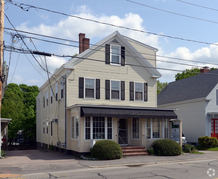 8 Samoset St, Plymouth, MA à louer - Photo du bâtiment - Image 2 de 2