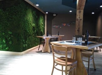 Plus de détails pour Multi-résidentiel à vendre