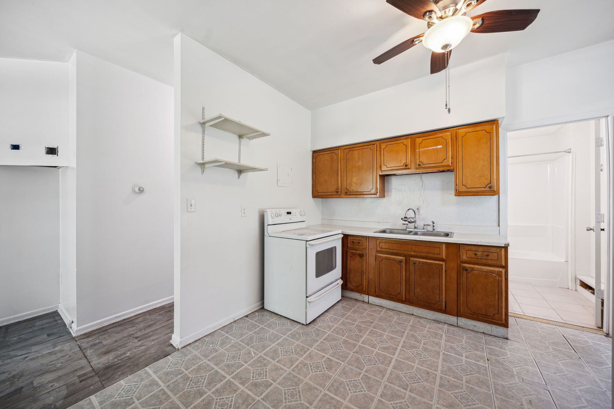 577 7th Ave, Newport, MN for sale Primary Photo- Image 1 of 1