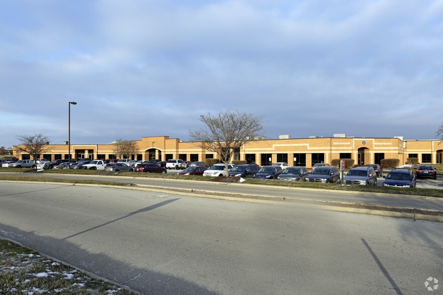 50-164 S Park Blvd, Greenwood, IN for lease - Building Photo - Image 2 of 8