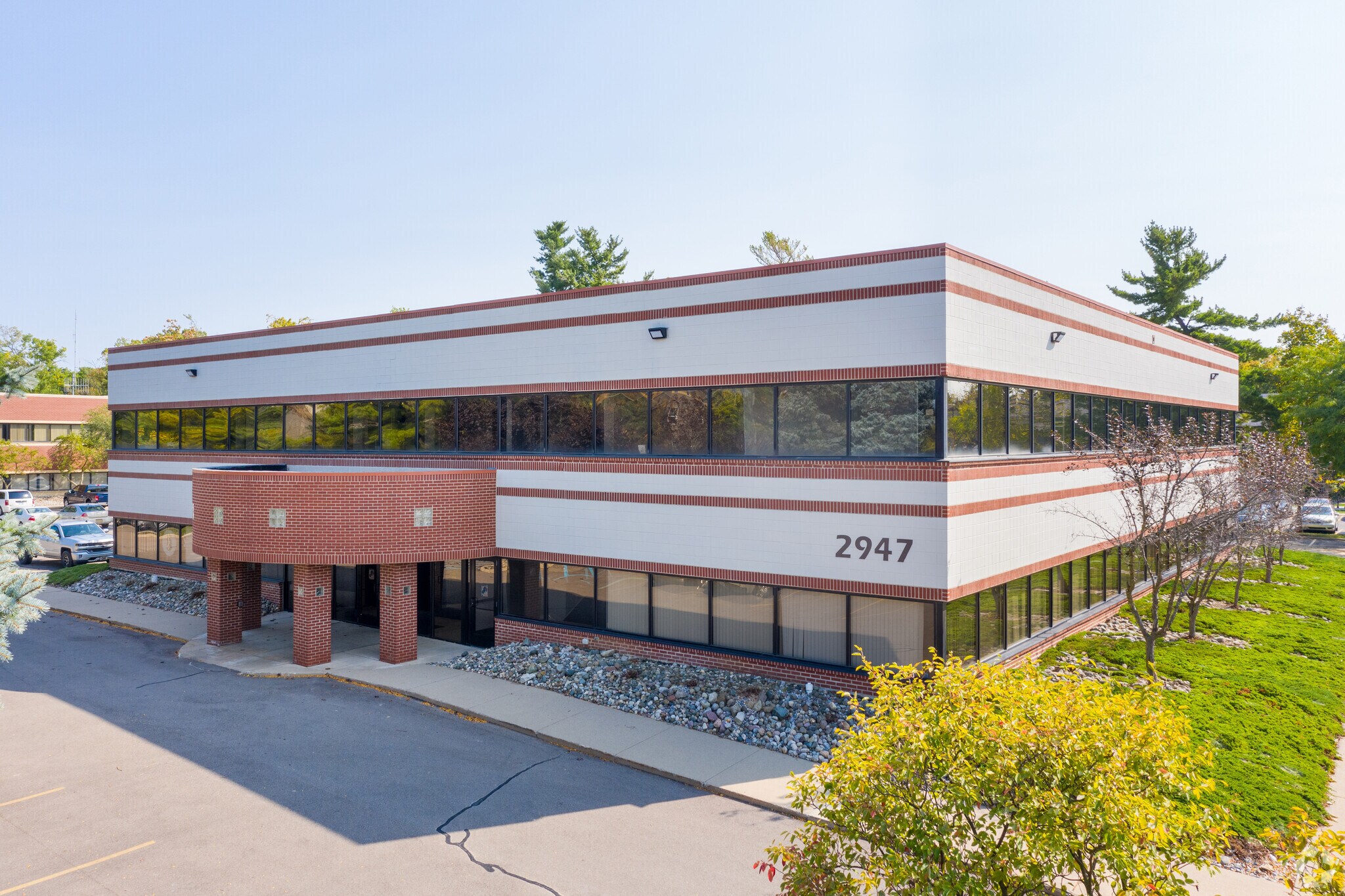 2947 Eyde Pky, East Lansing, MI for lease Building Photo- Image 1 of 11