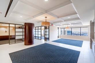 8251 Greensboro Dr, McLean, VA for lease Interior Photo- Image 1 of 7
