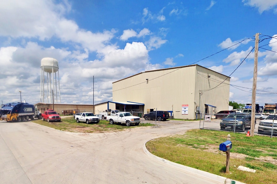 4618 Ed Rutherford Rd, Greenville, TX for lease - Building Photo - Image 3 of 6