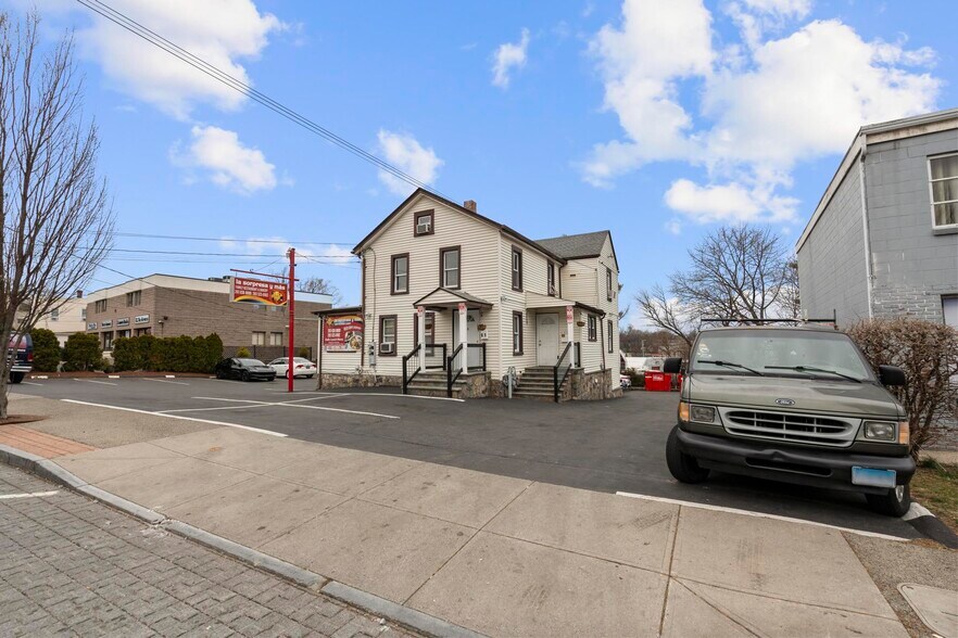 61 Cedar St, Norwalk, CT for sale - Building Photo - Image 2 of 30