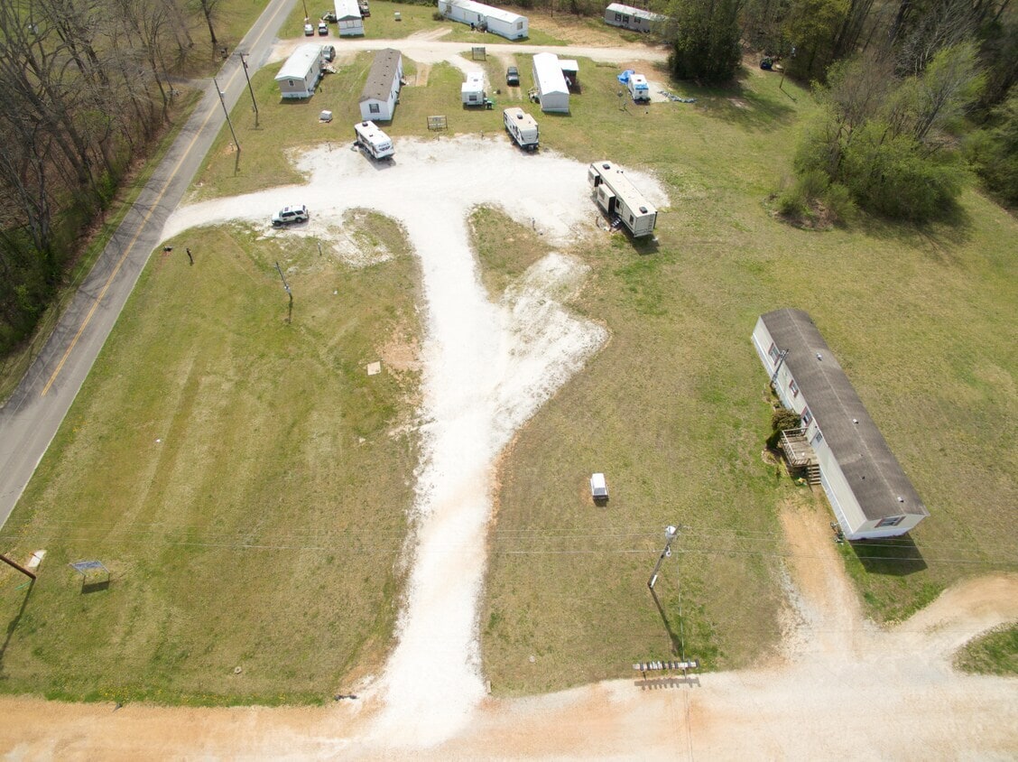 190 Nobles Rd, Paris, TN for sale Primary Photo- Image 1 of 2