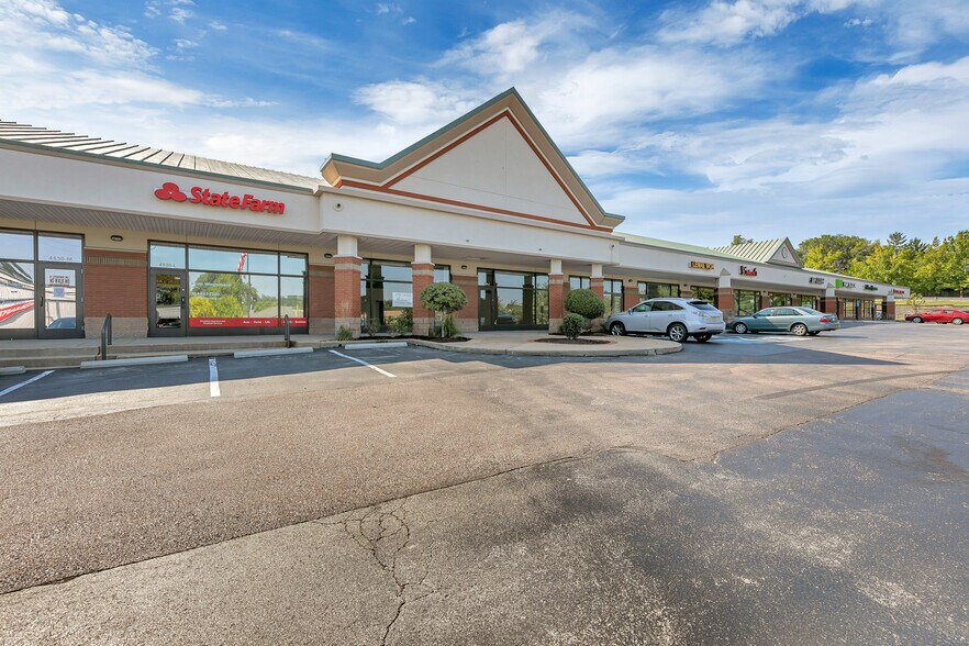 4530 Lemay Ferry Rd, Lemay, MO à louer - Photo du bâtiment - Image 2 de 4