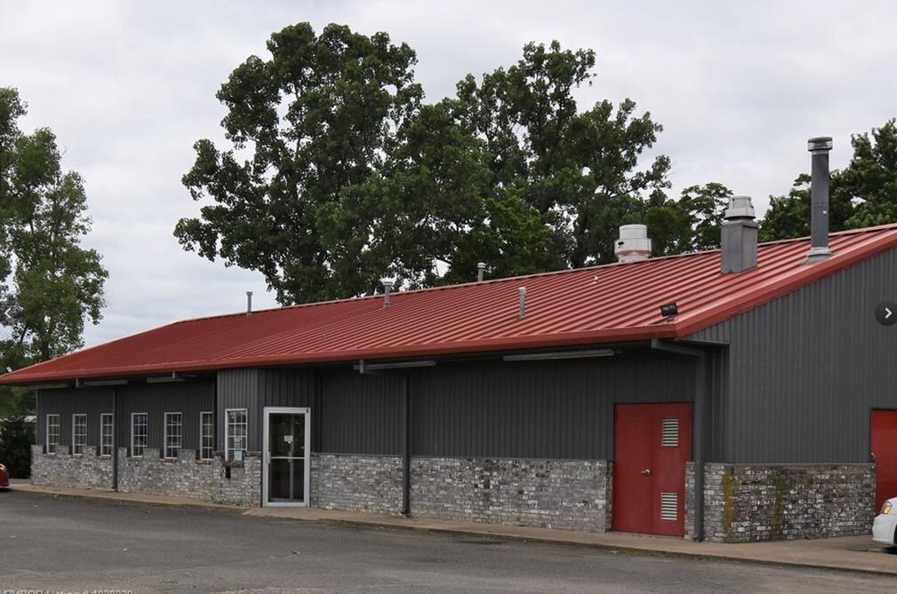 11 W Walnut St, Stilwell, OK for sale Building Photo- Image 1 of 1