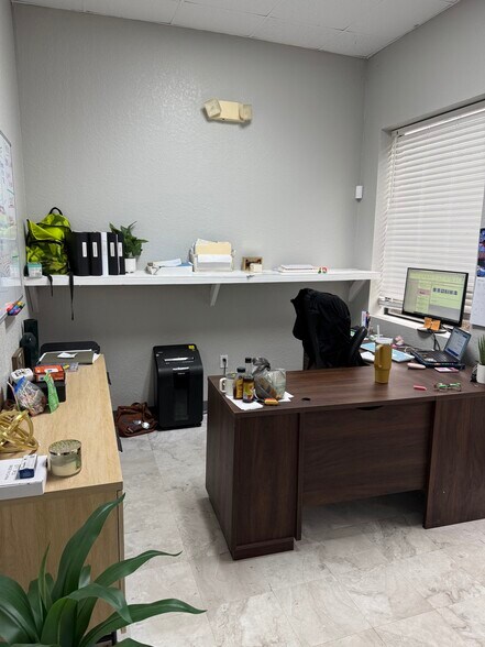 1250-1290 Hand Ave, Ormond Beach, FL à louer - Photo du bâtiment - Image 3 de 12