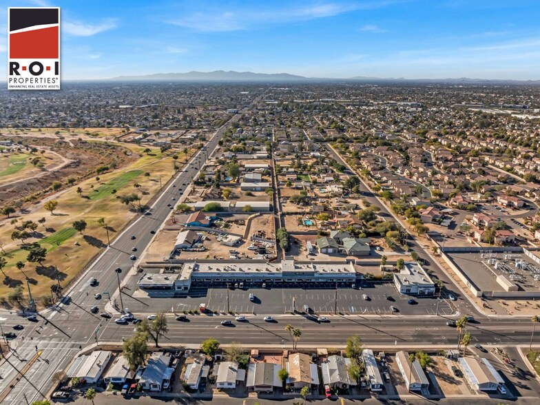 15414 N 19th Ave, Phoenix, AZ à louer - Photo du bâtiment - Image 1 de 2
