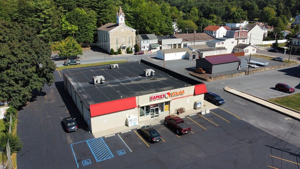 14 Spring St, Tremont, PA à vendre - Photo du bâtiment - Image 3 de 4