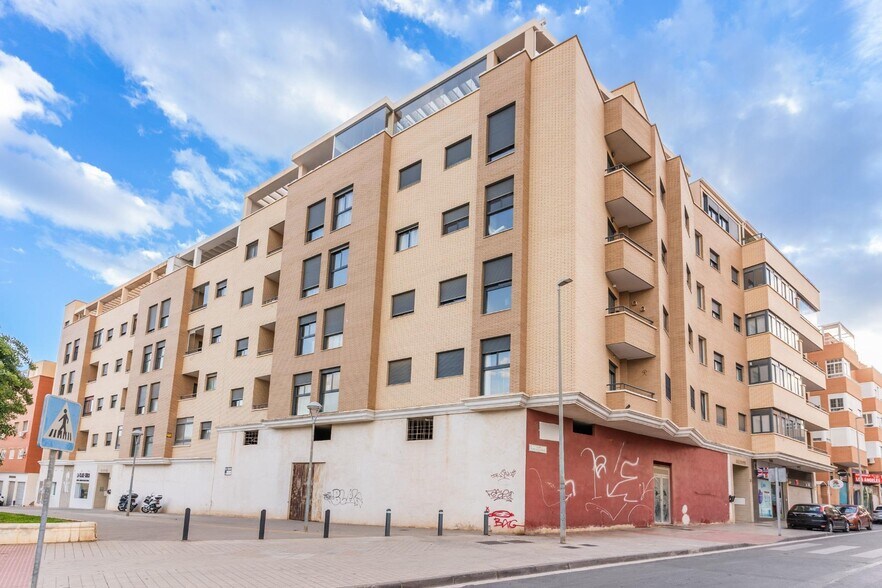 Calle Costa Balear, 24, Almería, Almería for sale - Building Photo - Image 3 of 30