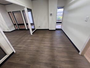 2500 W Broad St, Athens, GA for lease Interior Photo- Image 1 of 6