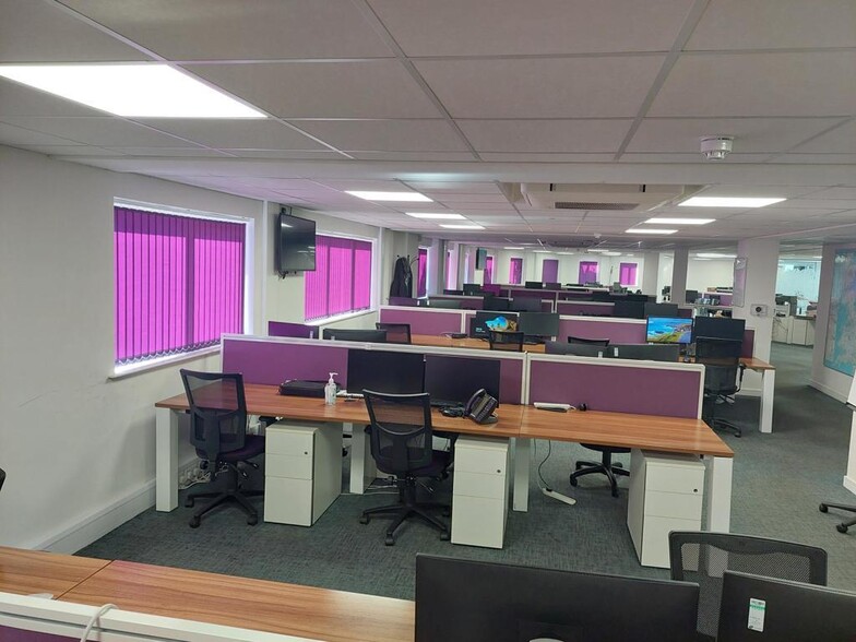 36 Hagley Rd, Halesowen for sale - Building Photo - Image 3 of 12