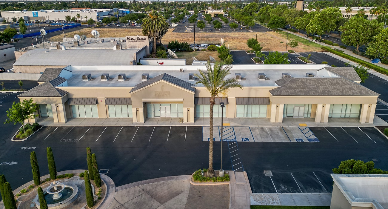7050 N Palm Ave, Fresno, CA for lease Building Photo- Image 1 of 10