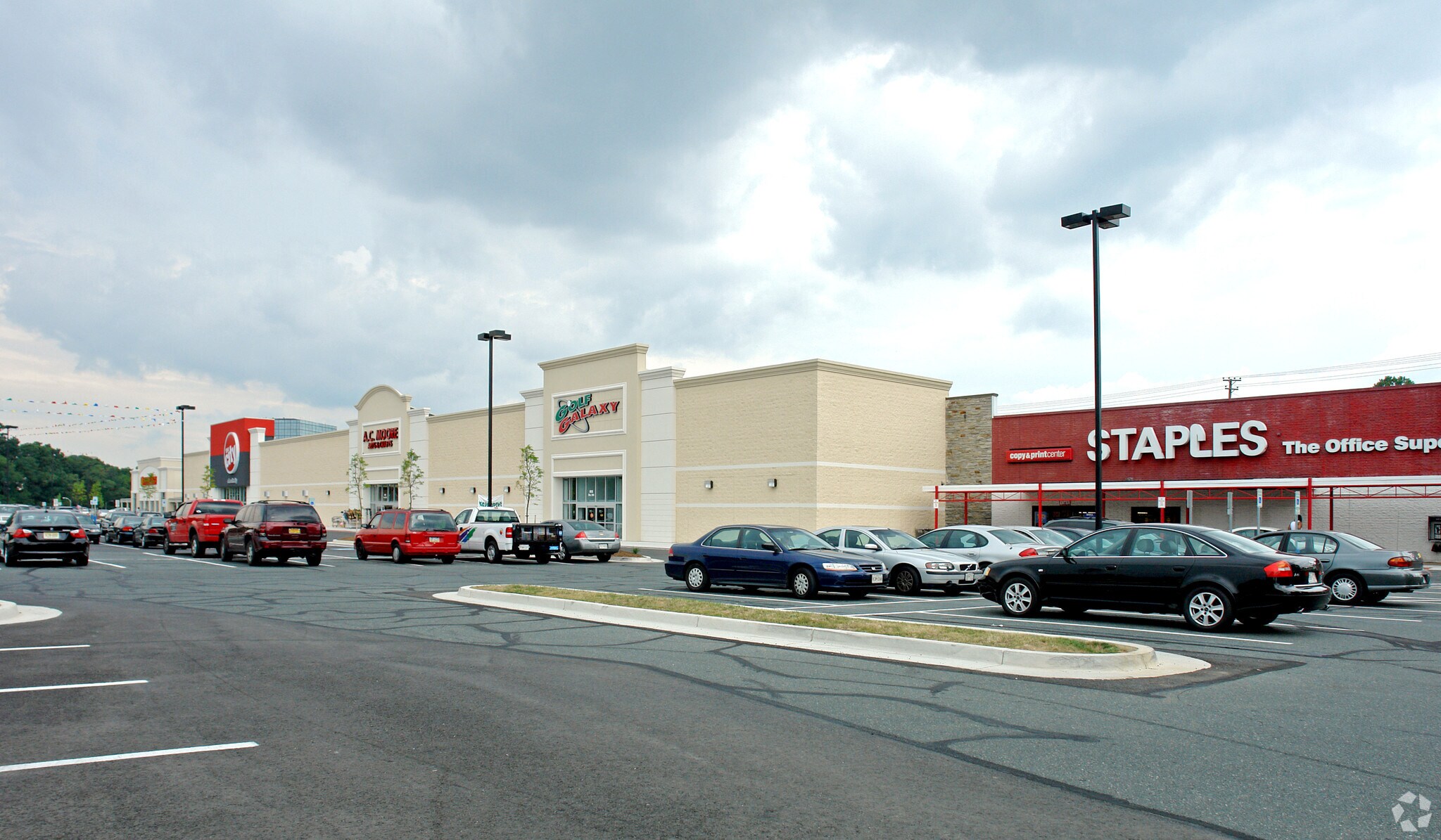 801-819 Goucher Blvd, Towson, MD à louer Photo du bâtiment- Image 1 de 17