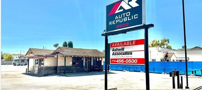 More details for 4902 Lincoln Ave, Cypress, CA - Retail for Lease