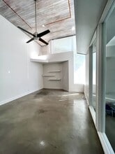 721 NE 3rd Ave, Fort Lauderdale, FL for lease Interior Photo- Image 2 of 26
