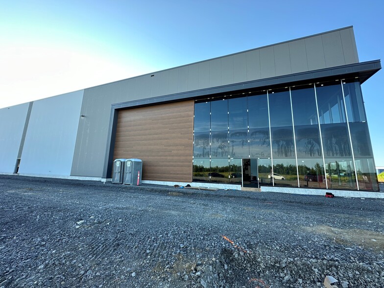 130 Warehouse St, Vars, ON for lease - Building Photo - Image 3 of 15