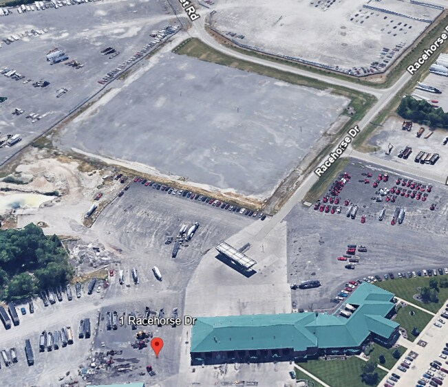 15 Racehorse Dr, East Saint Louis, IL à louer - Photo principale - Image 1 de 2