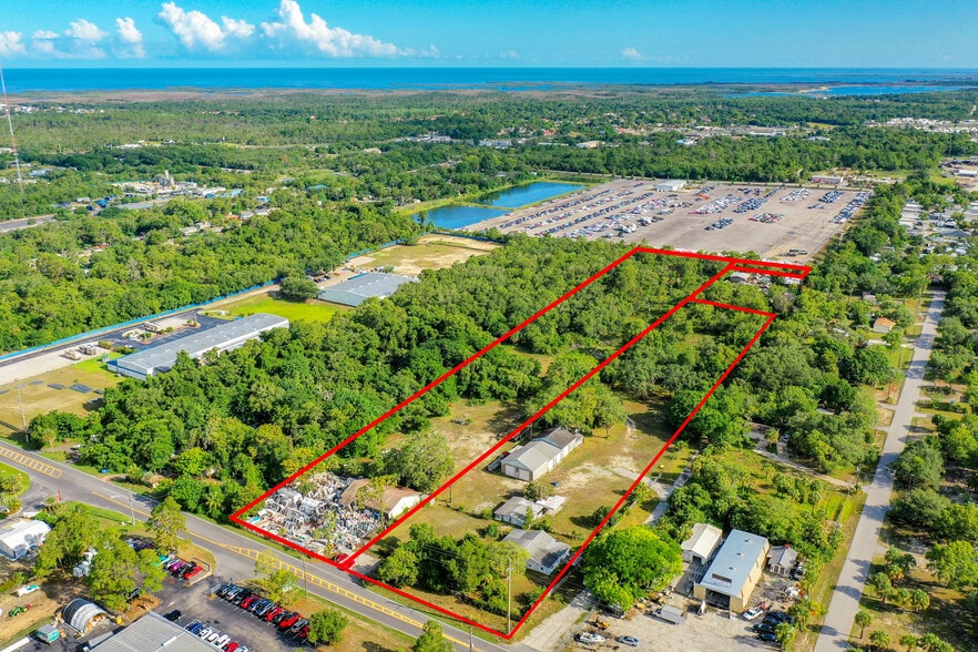 8933 New York Ave, Hudson, FL for sale - Building Photo - Image 3 of 11