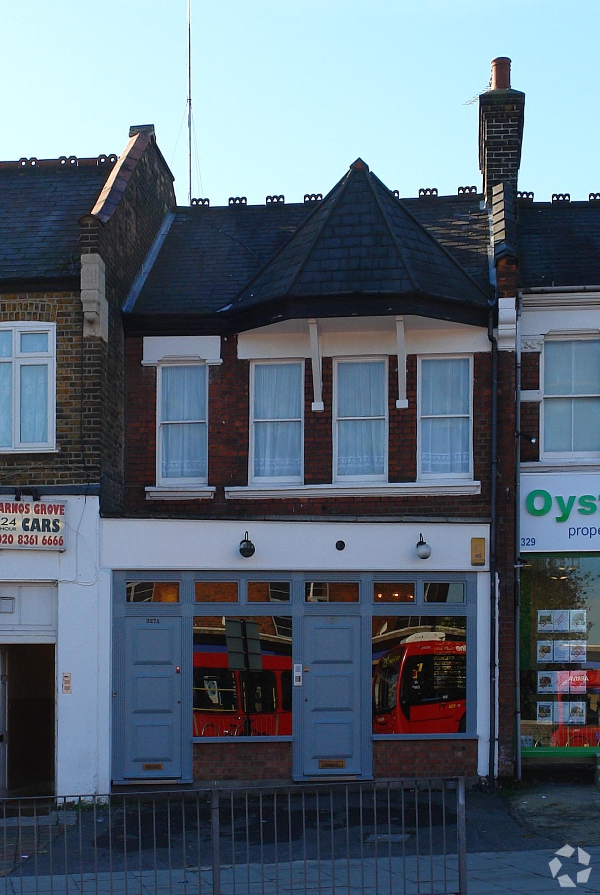 327-327A Bowes Rd, London for sale Primary Photo- Image 1 of 2