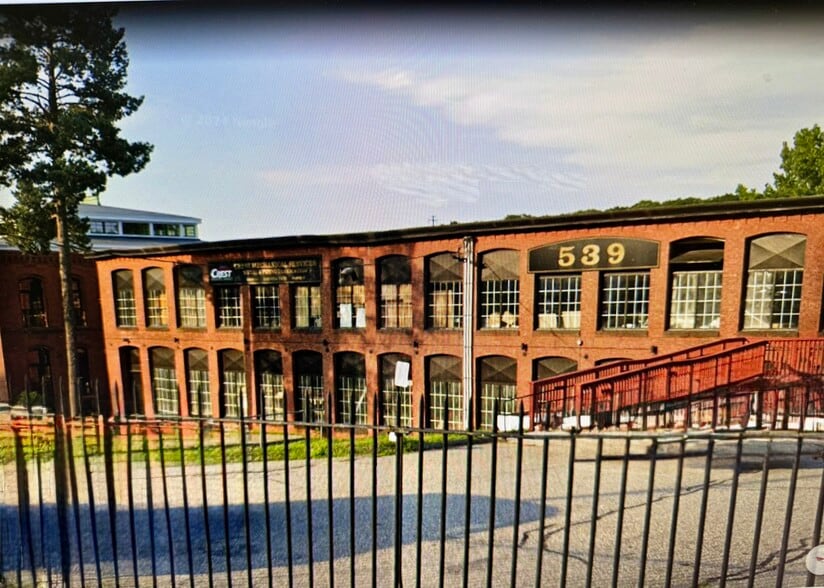 539 Norwich Ave, Norwich, CT for lease - Building Photo - Image 1 of 18