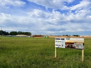 1723 W Pleasant Grove Rd, Rogers, AR à louer Autre- Image 1 de 1