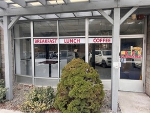 999 Foxon Rd, North Branford, CT for lease Interior Photo- Image 1 of 7