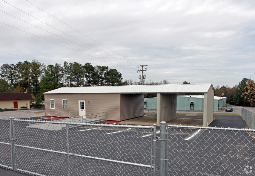 2728 Emanuel Church Rd, West Columbia, SC for sale - Building Photo - Image 2 of 6