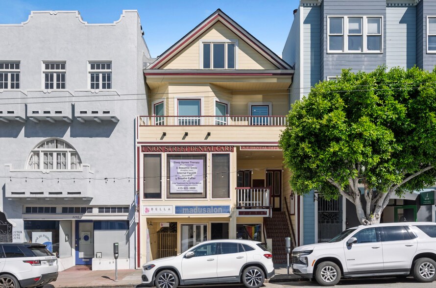 2250 Union St, San Francisco, CA à vendre - Photo du bâtiment - Image 1 de 83