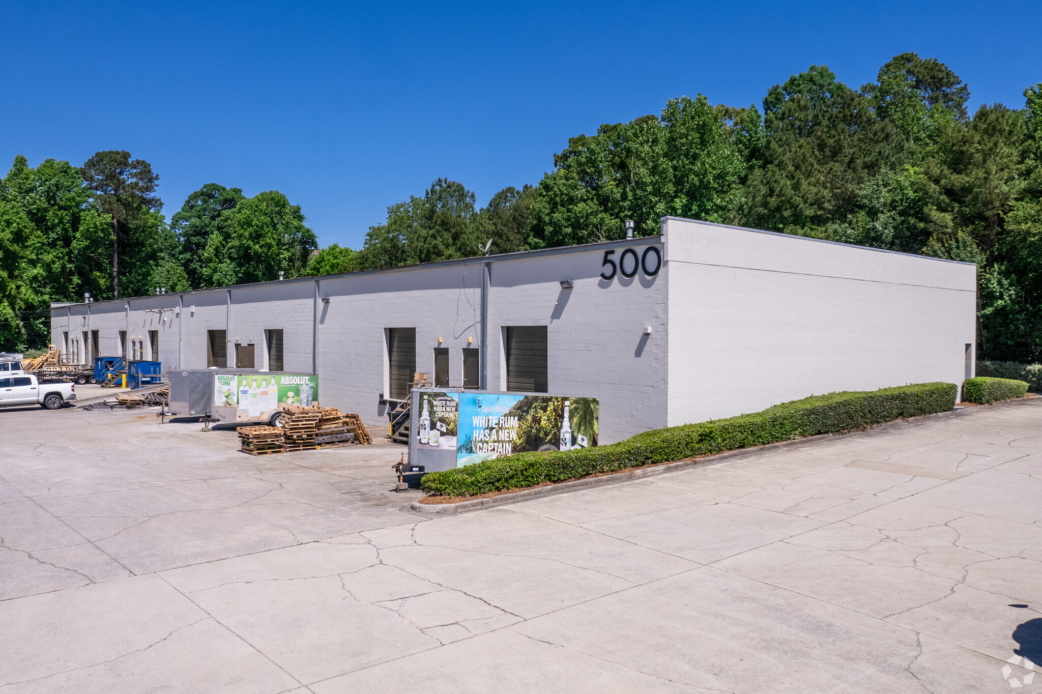 502-516 Business Center Dr, Birmingham, AL for sale Primary Photo- Image 1 of 1