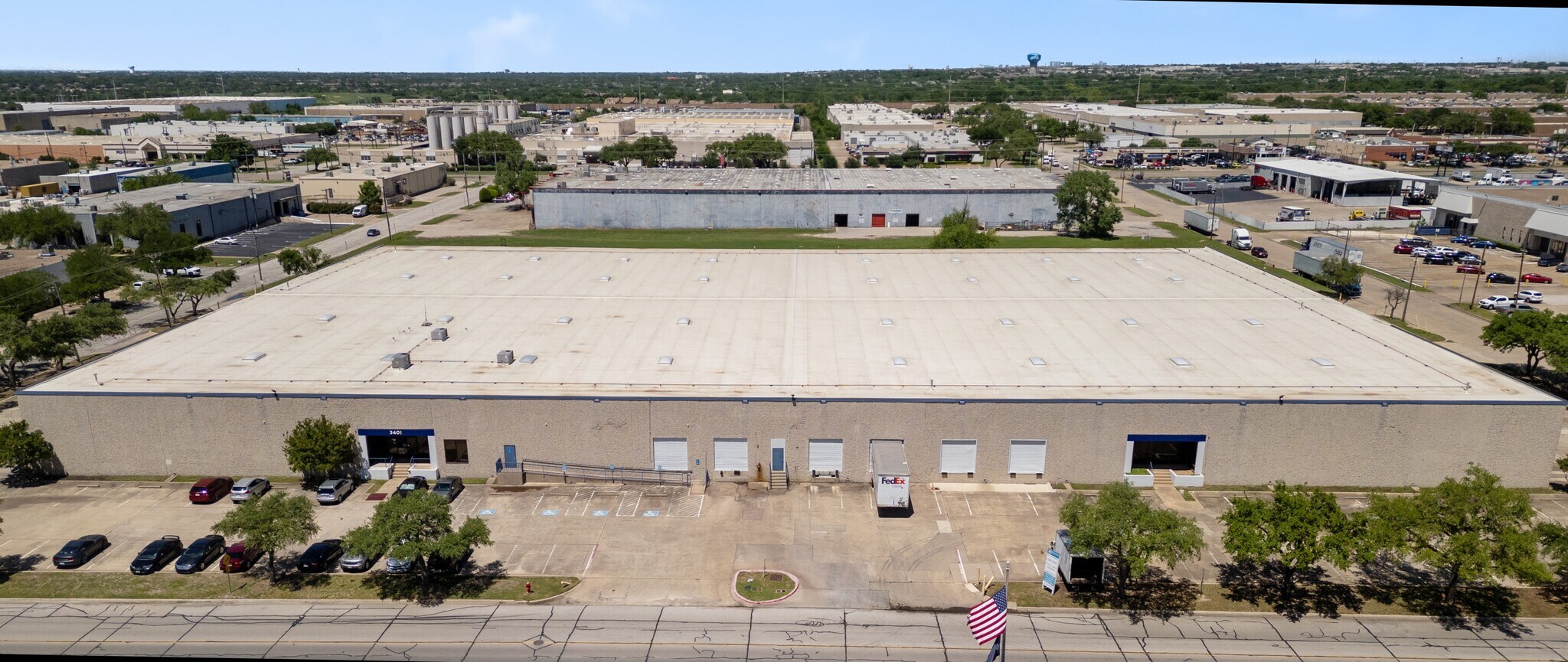 3401 Garden Brook Dr, Farmers Branch, TX for lease Building Photo- Image 1 of 8