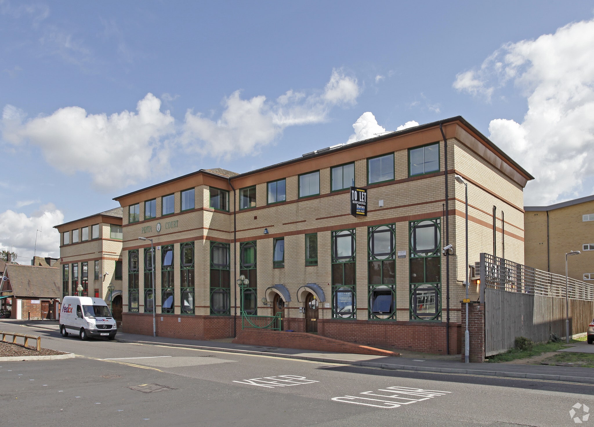 Station Rd, Borehamwood for lease Building Photo- Image 1 of 27