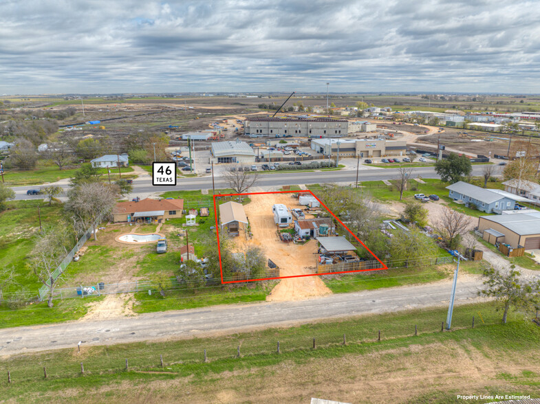 1436 State Highway 46, New Braunfels, TX à vendre - Photo principale - Image 1 de 22