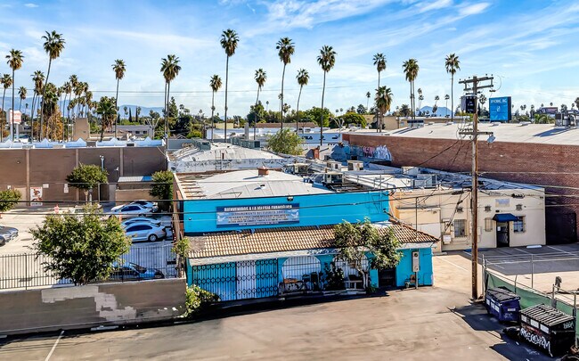 More details for 14526 Haynes St, Van Nuys, CA - Office for Lease