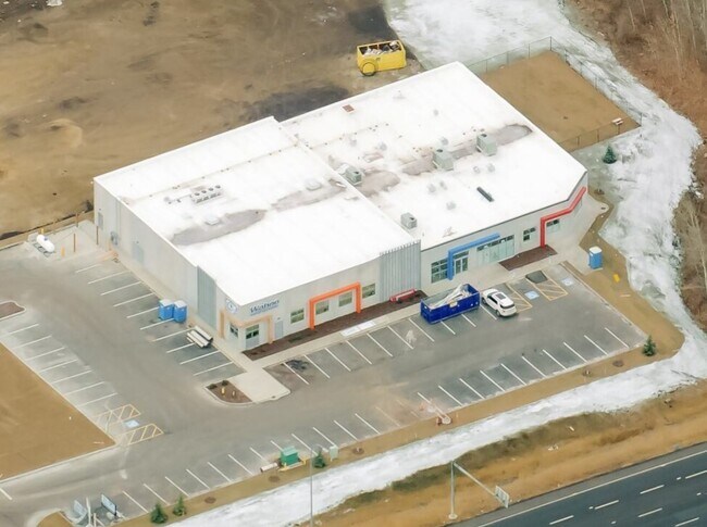 Plus de détails pour 730 Parkland Hwy, Stony Plain, AB - Commerce de détail à louer