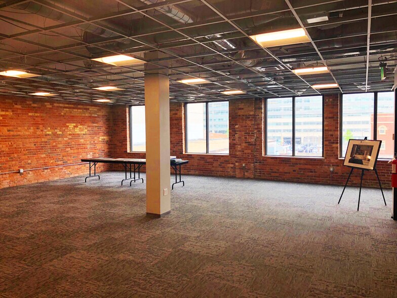 1400 Glenarm Pl, Denver, CO for lease - Building Photo - Image 3 of 4