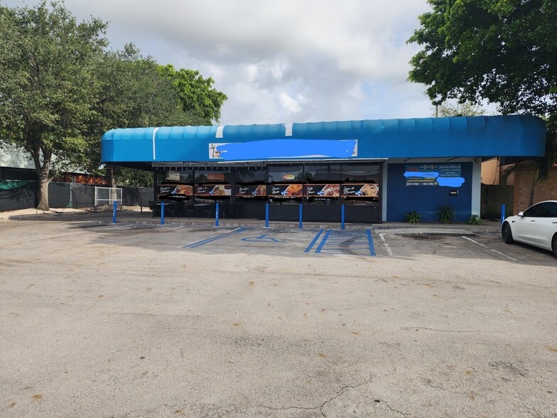 3215 Davie Blvd, Fort Lauderdale, FL for sale - Building Photo - Image 2 of 21