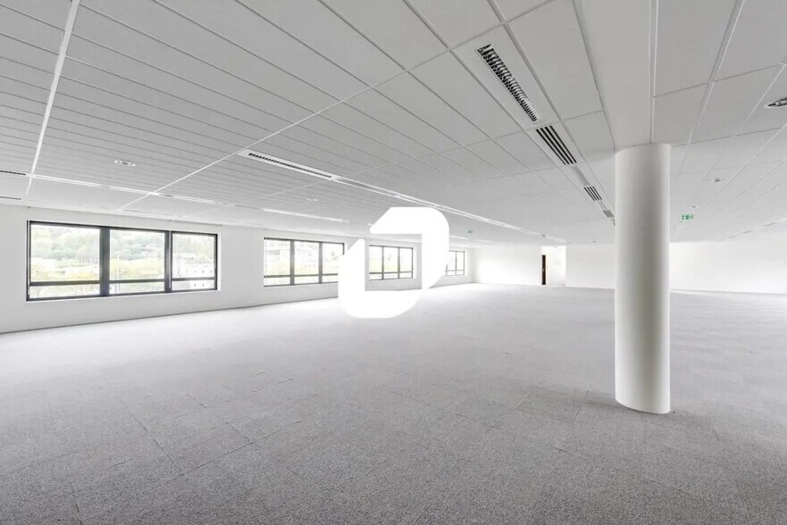 Office in Rosny-sous-Bois for lease - Interior Photo - Image 3 of 13