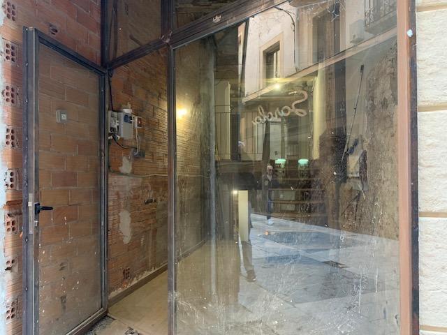 Carrer Galanes, Reus, Tarragona for lease Construction Photo- Image 1 of 5