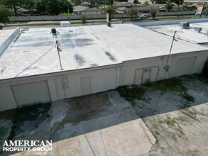 5624 Swift Rd, Sarasota, FL for lease Interior Photo- Image 2 of 2