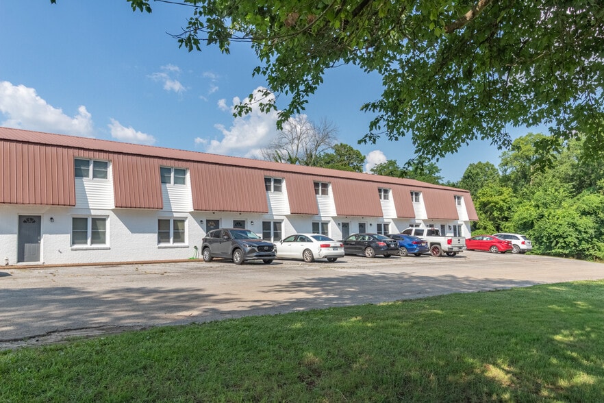 2000 Old Tullahoma Rd, Winchester, TN for sale - Building Photo - Image 3 of 34