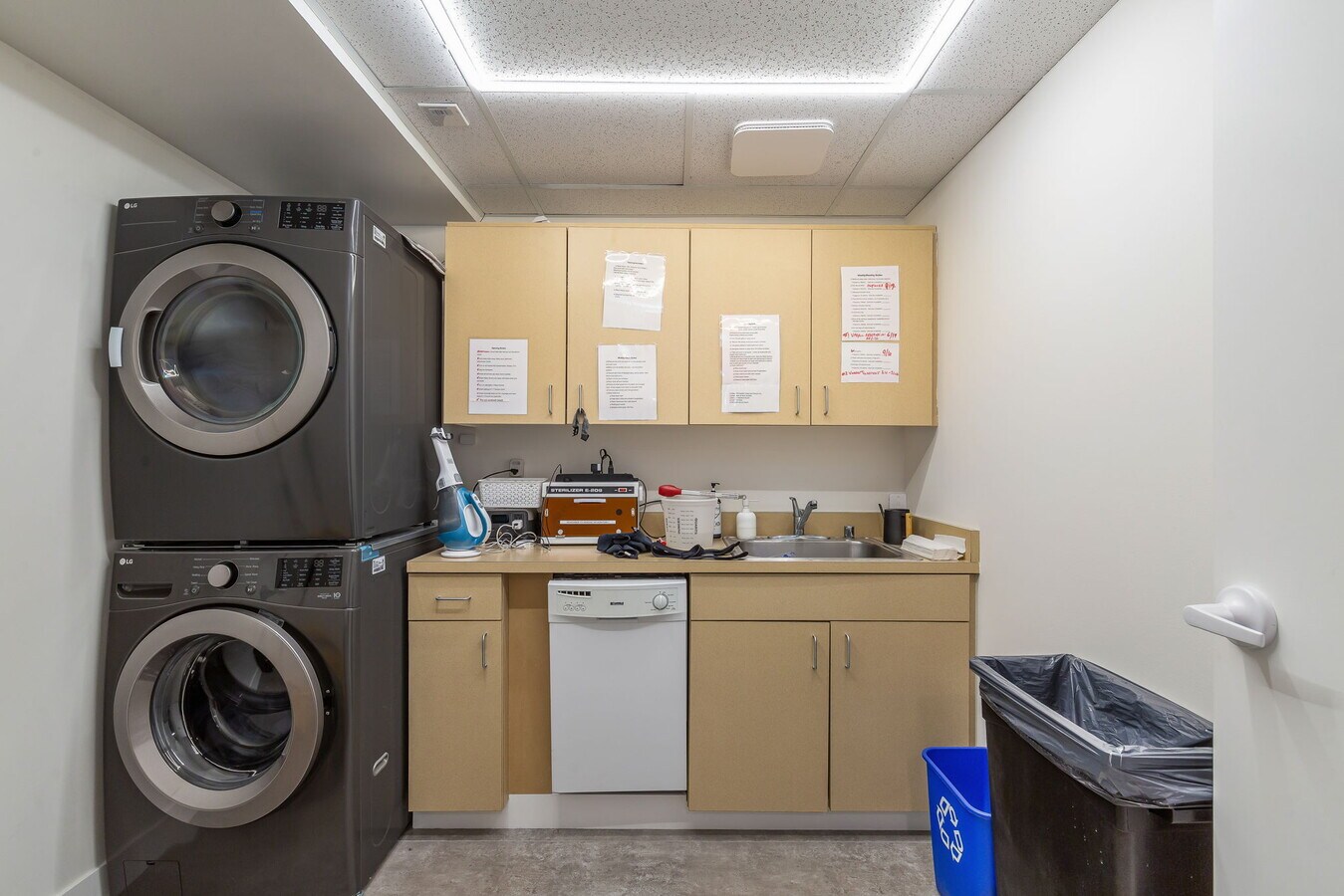 7301 5th Ave NE, Seattle, WA 98115 - Unité A - - Photo intérieure - Image 2 of 3