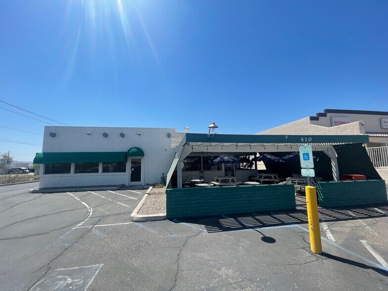 410 El Camino Way, Lake Havasu City, AZ à louer - Photo du bâtiment - Image 3 de 6