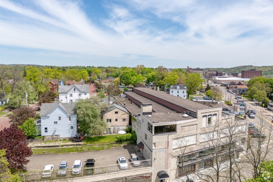 560 W Third St, Jamestown, NY for lease - Aerial - Image 3 of 25