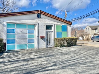 Plus de détails pour 37 Orchid Beach Blvd, Port Washington, NY - Spécialité à vendre