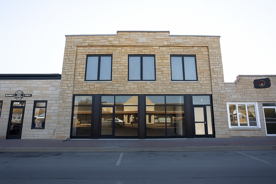 11109-11111 Johnson Dr, Shawnee, KS for lease - Building Photo - Image 1 of 10