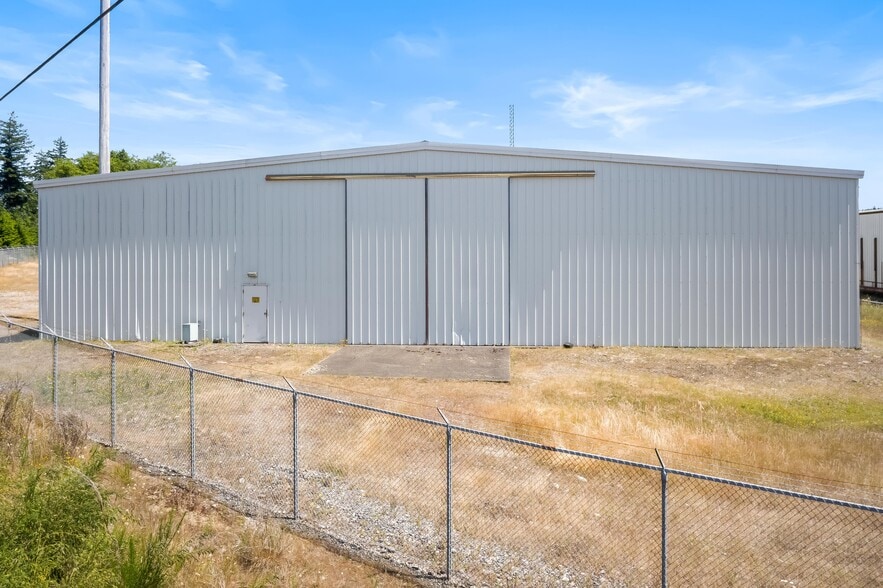 27 W Park Ln, Elma, WA for lease - Building Photo - Image 3 of 3